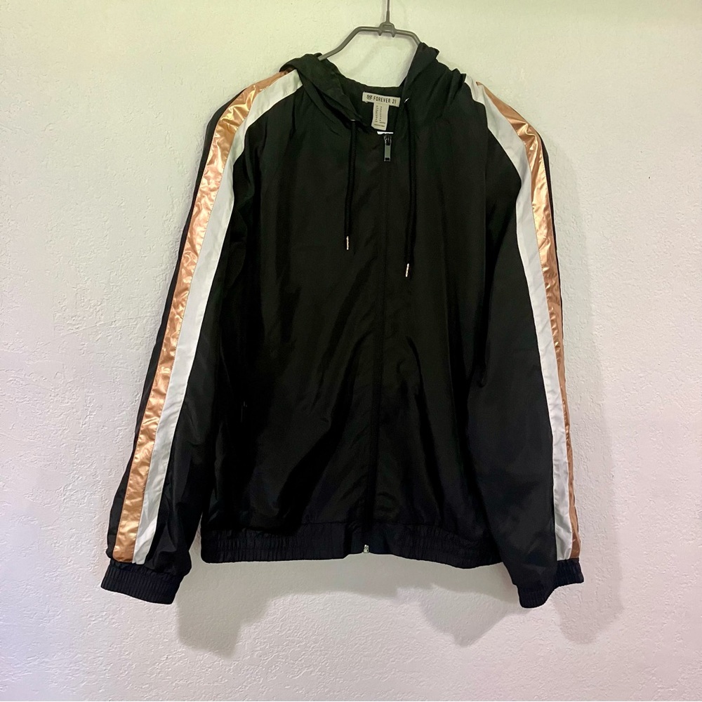 Forever 21 Women’s Medium Black Sporty Windbreaker Jacket Y2K Streetwear gym